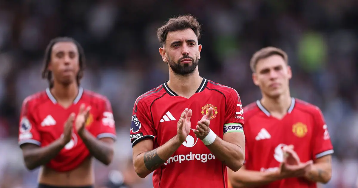 Fulham vs Manchester United: Gary Neville Blames Referee for Bruno Fernandes’ Shock Penalty Miss
