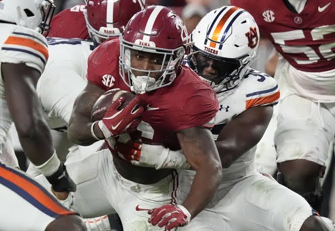 Huge Boost: Alabama Star RB Jam Miller Set for Triumphant Return Just in Time for SEC Showdown with Georgia