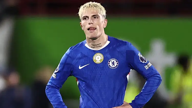 Garnacho Criticised After Costly Error on Chelsea Debut Against Brentford - Loadedmore.ng