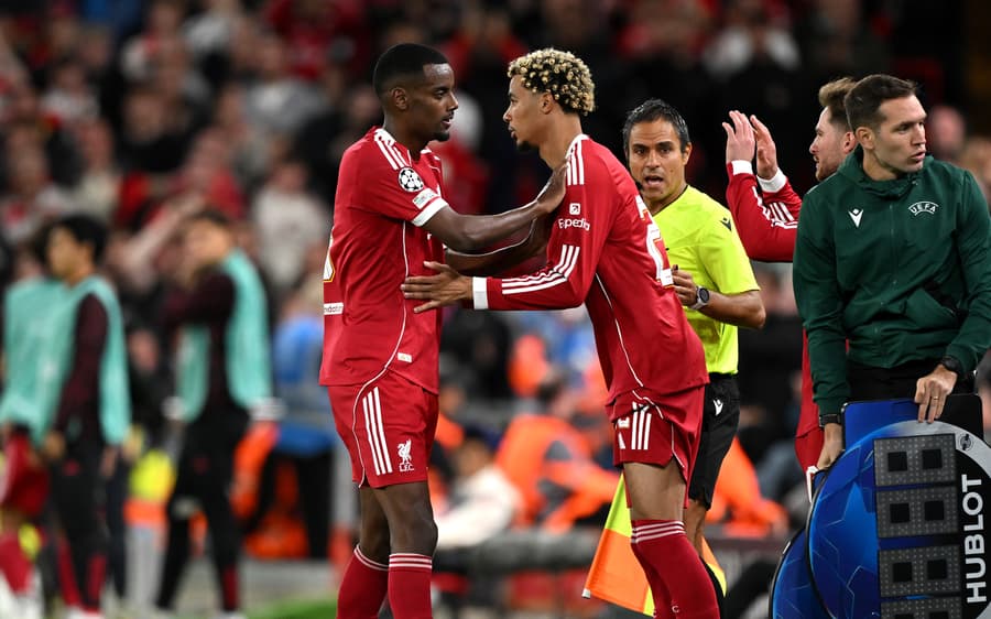 Ekitike Set for New Role at Liverpool as Arne Slot Plots Isak Partnership