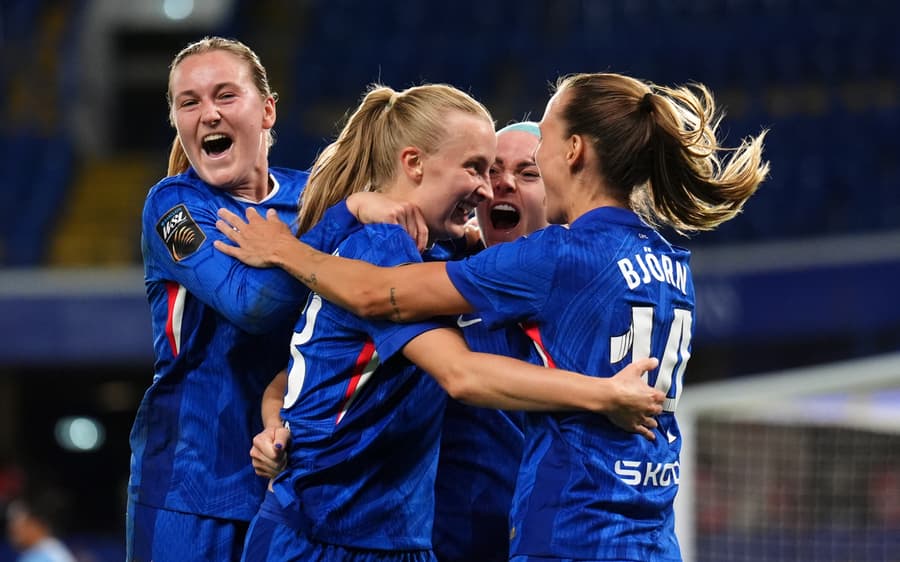 Chelsea 2-1 Man City: Blues Edge Thrilling WSL Opener to Send Early Title Warning