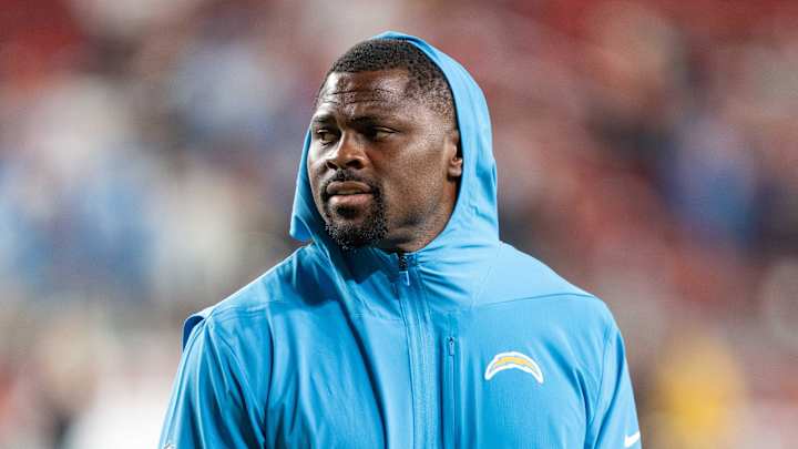 Chargers Sign Former Top-Five Pick Clelin Ferrell After Khalil Mack Injury - Loadedmore.ng
