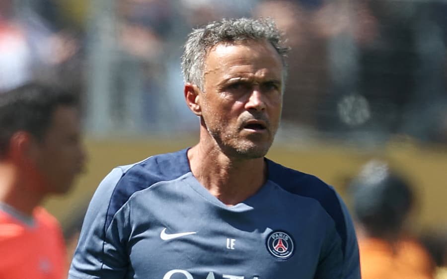 Luis Enrique Set for Surgery After Cycling Accident, PSG Confirm